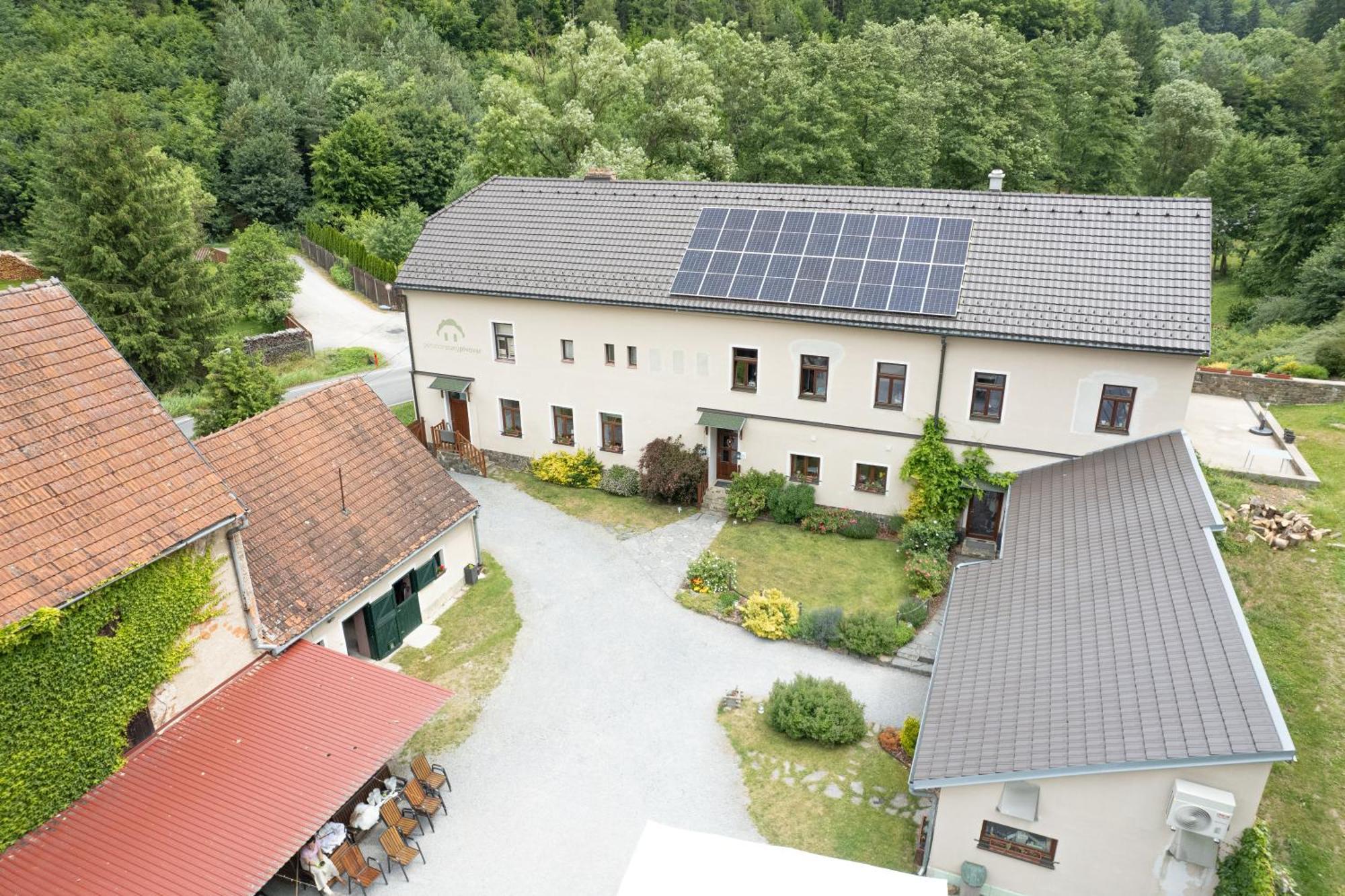 Penzion Starý Pivovar Křtiny Exteriér fotografie